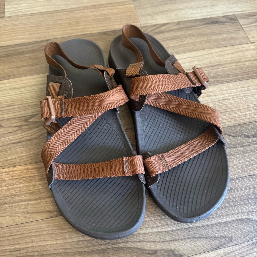 Chaco Brown Sandals Adjustable Outdoor Footwear